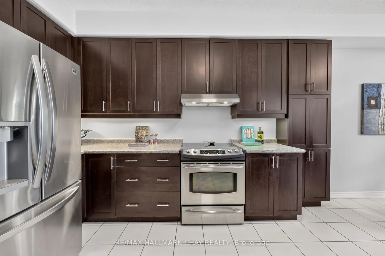43 Graihawk Drive — photo 3