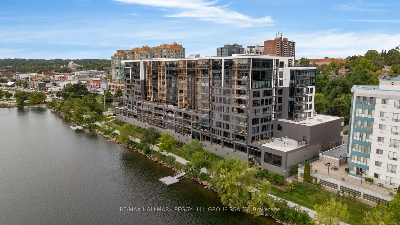 185 Dunlop Street E