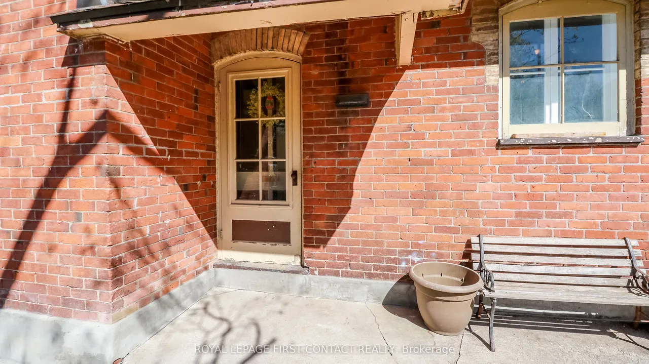 121 Mulcaster Street — photo 3