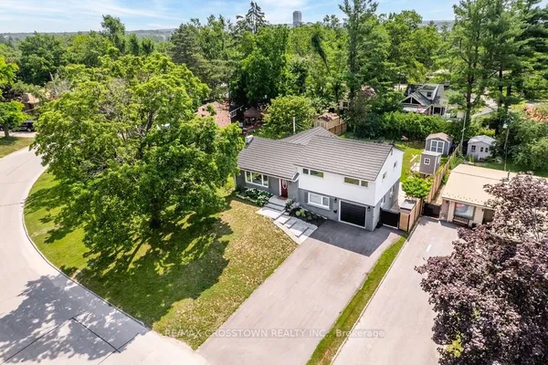 11 Castle Drive