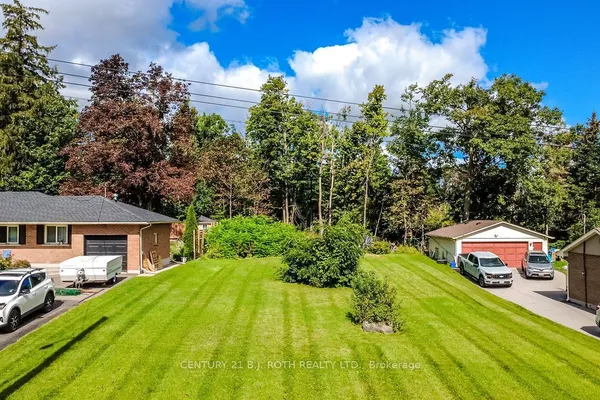12B Ottaway Avenue — photo 2