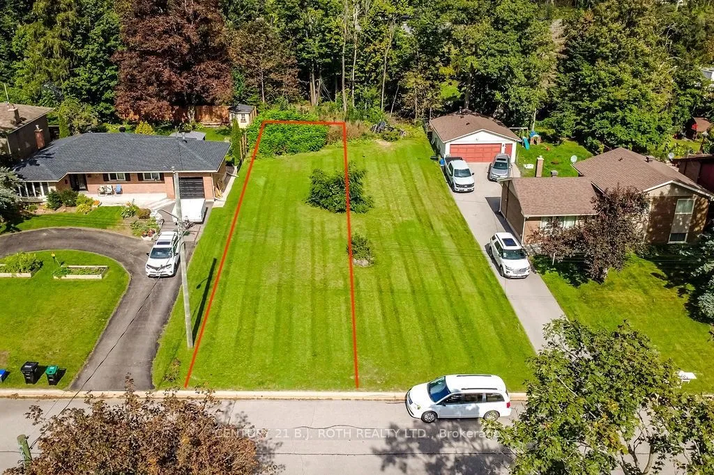 12A Ottaway Avenue