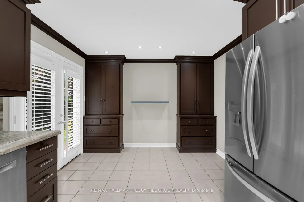 2 Brown Wood Drive — photo 3