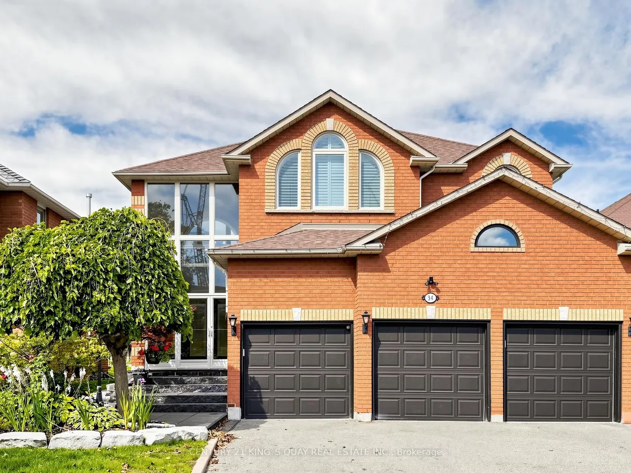 34 Looker Drive