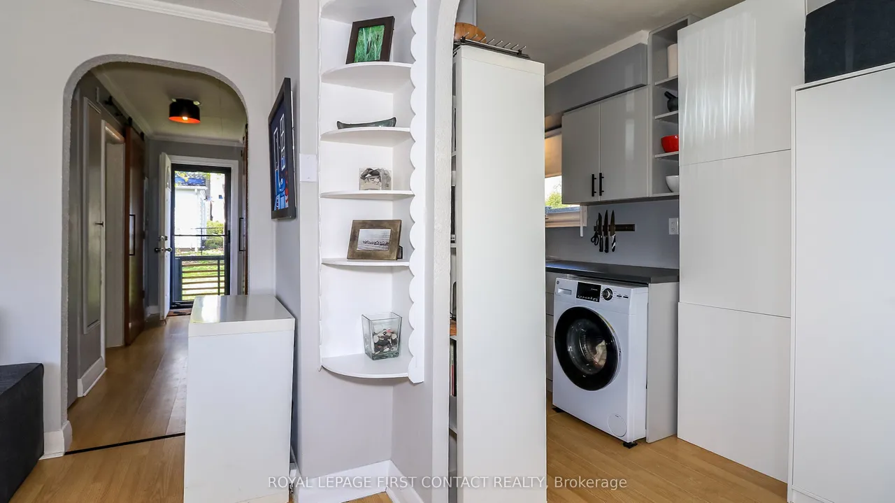 181 Napier Street — photo 4