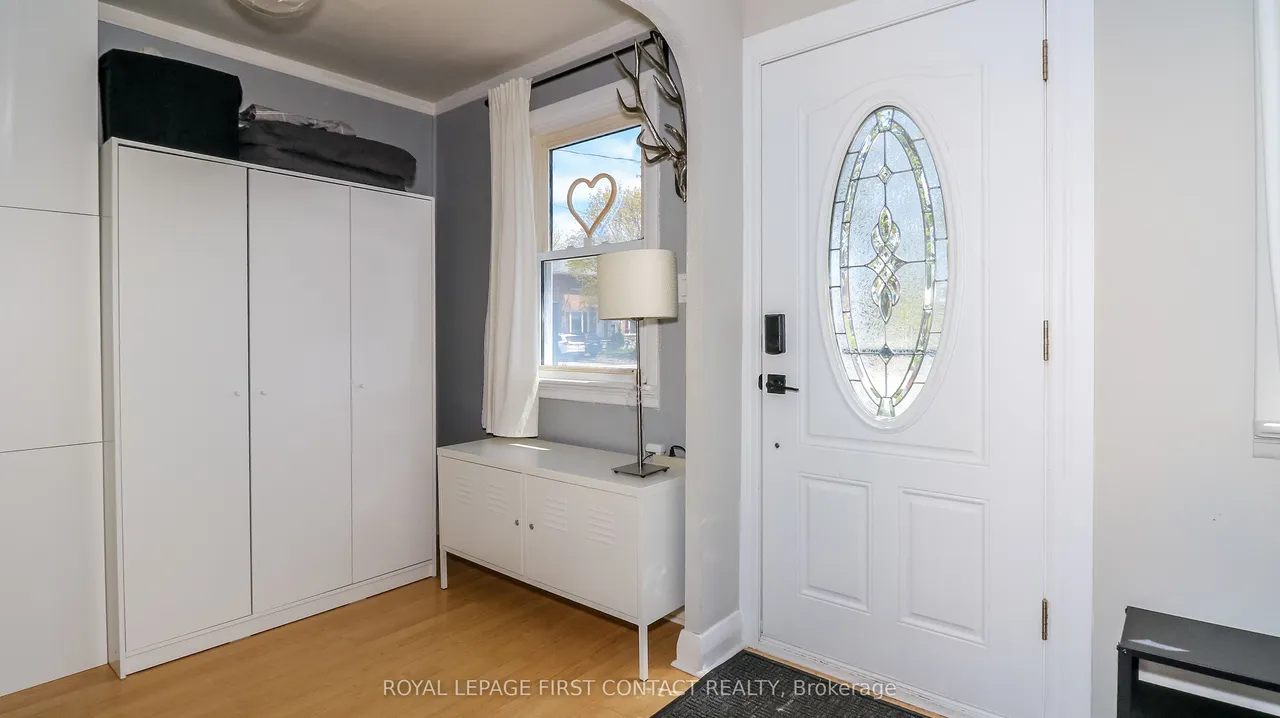181 Napier Street — photo 3