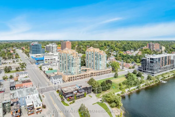 150 Dunlop Street E