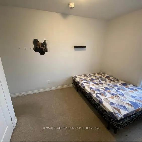 252 Penetanguishene Road, Unit 8 — photo 15
