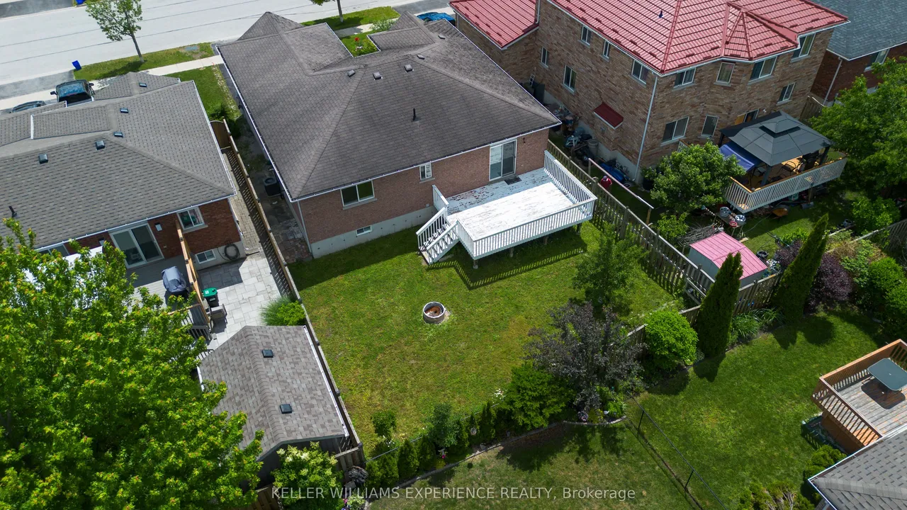 90 Sproule Drive — photo 40