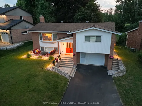 27 Tower Crescent