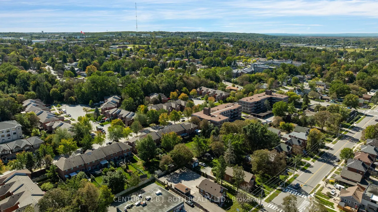 102 Holgate Street — photo 47