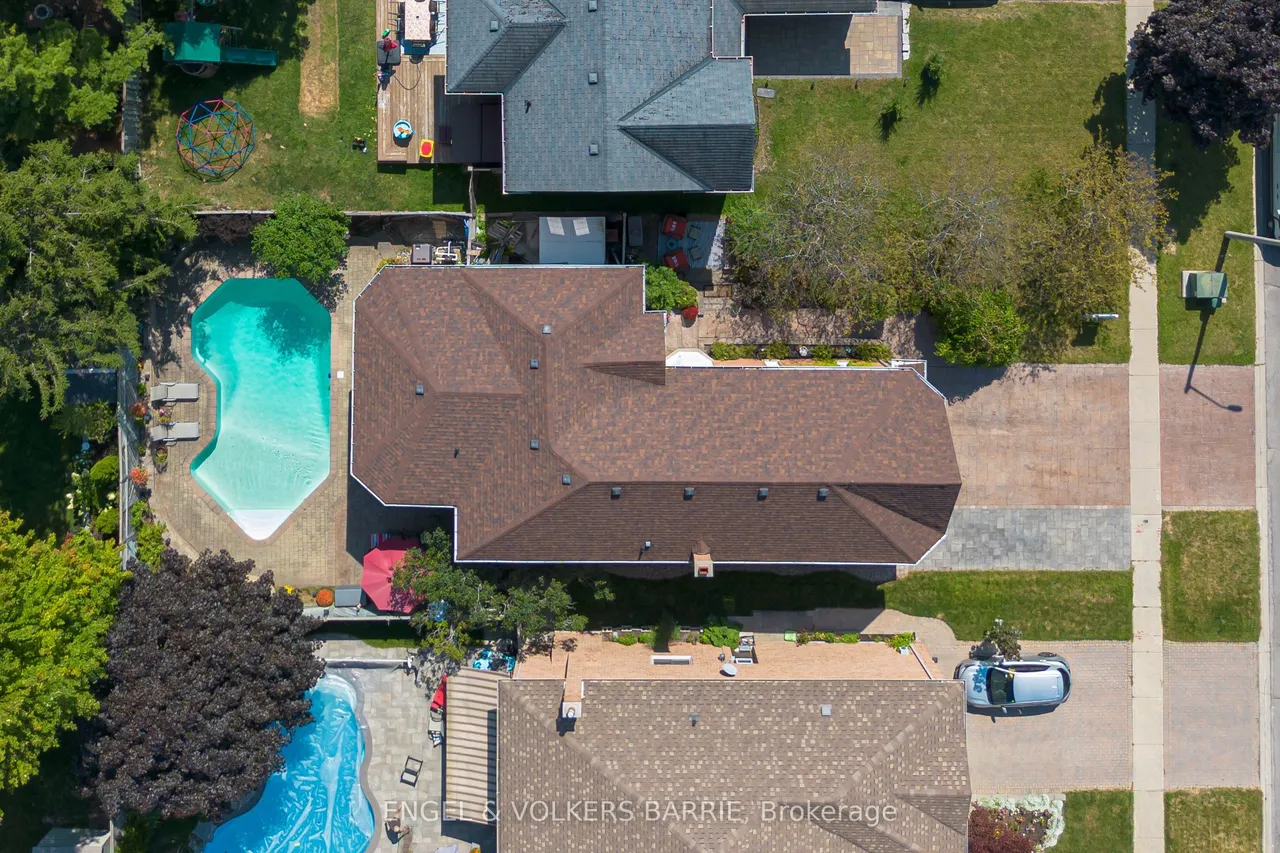 19 Grand Forest Drive — photo 48