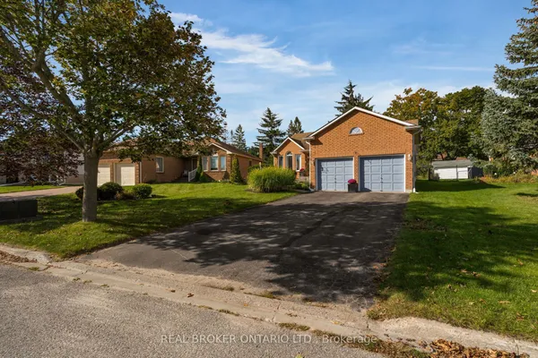 36 Webb Street — photo 2