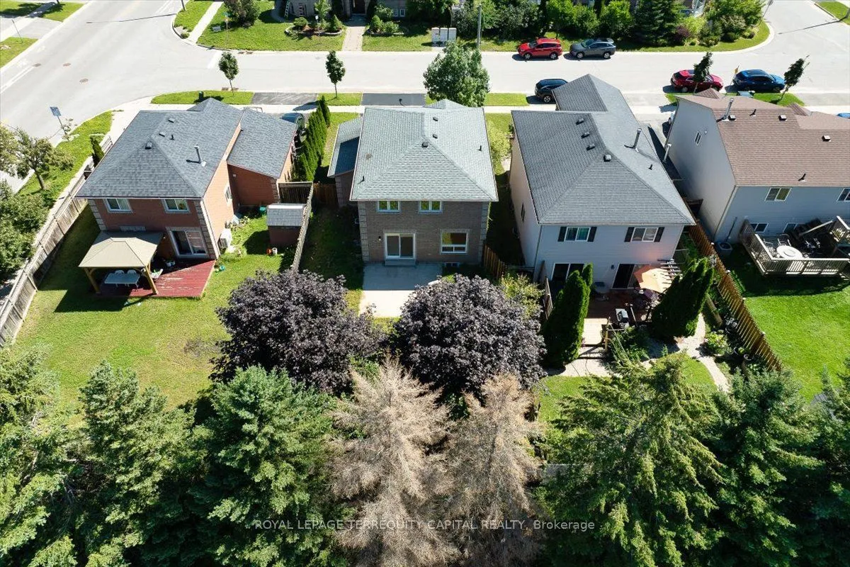 4 Cassandra Drive — photo 32