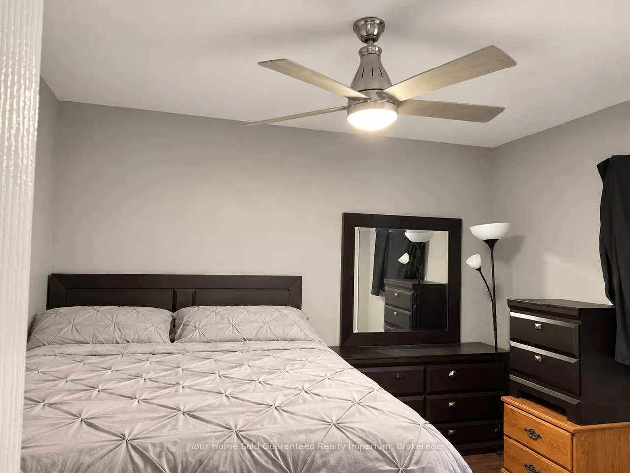340 Innisfil Street — photo 3