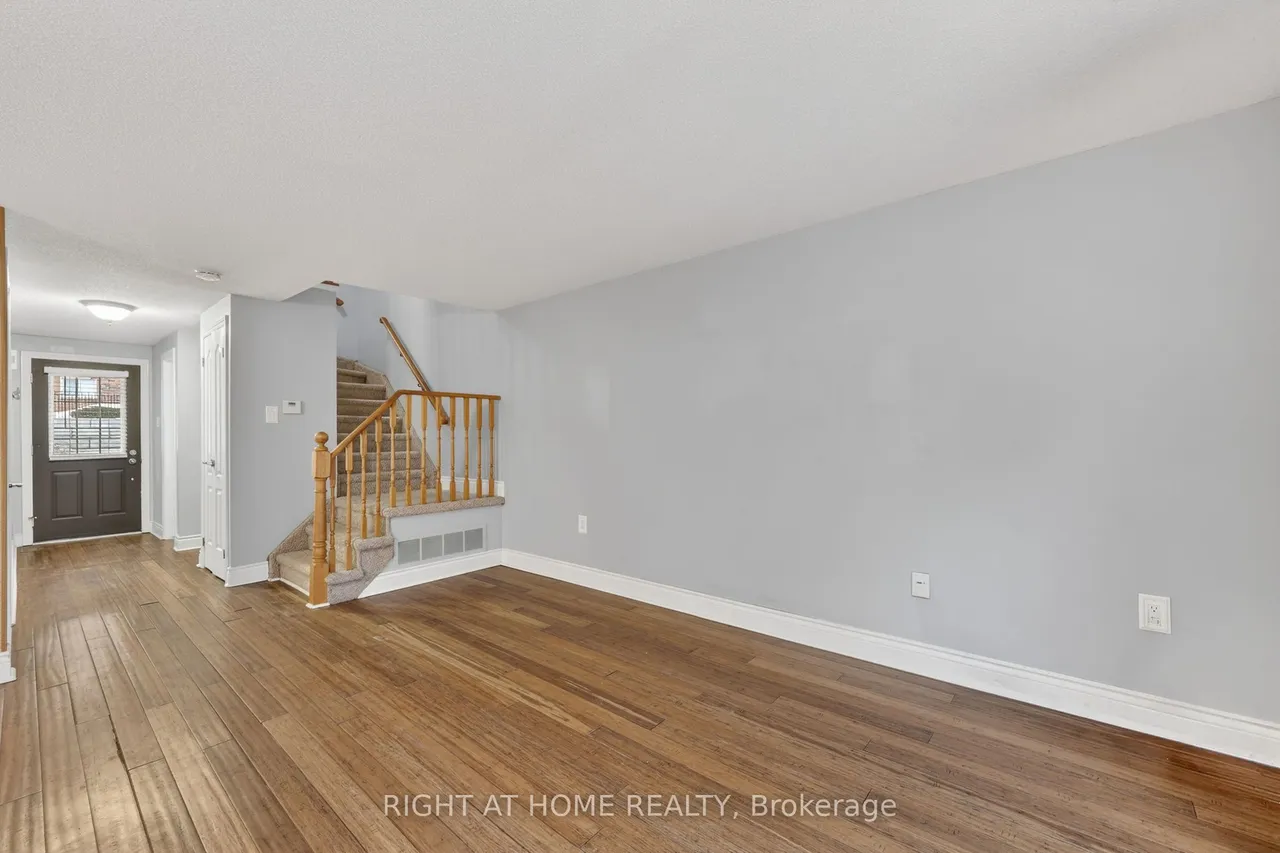 32 Sawmill Road, Unit 10 — photo 3