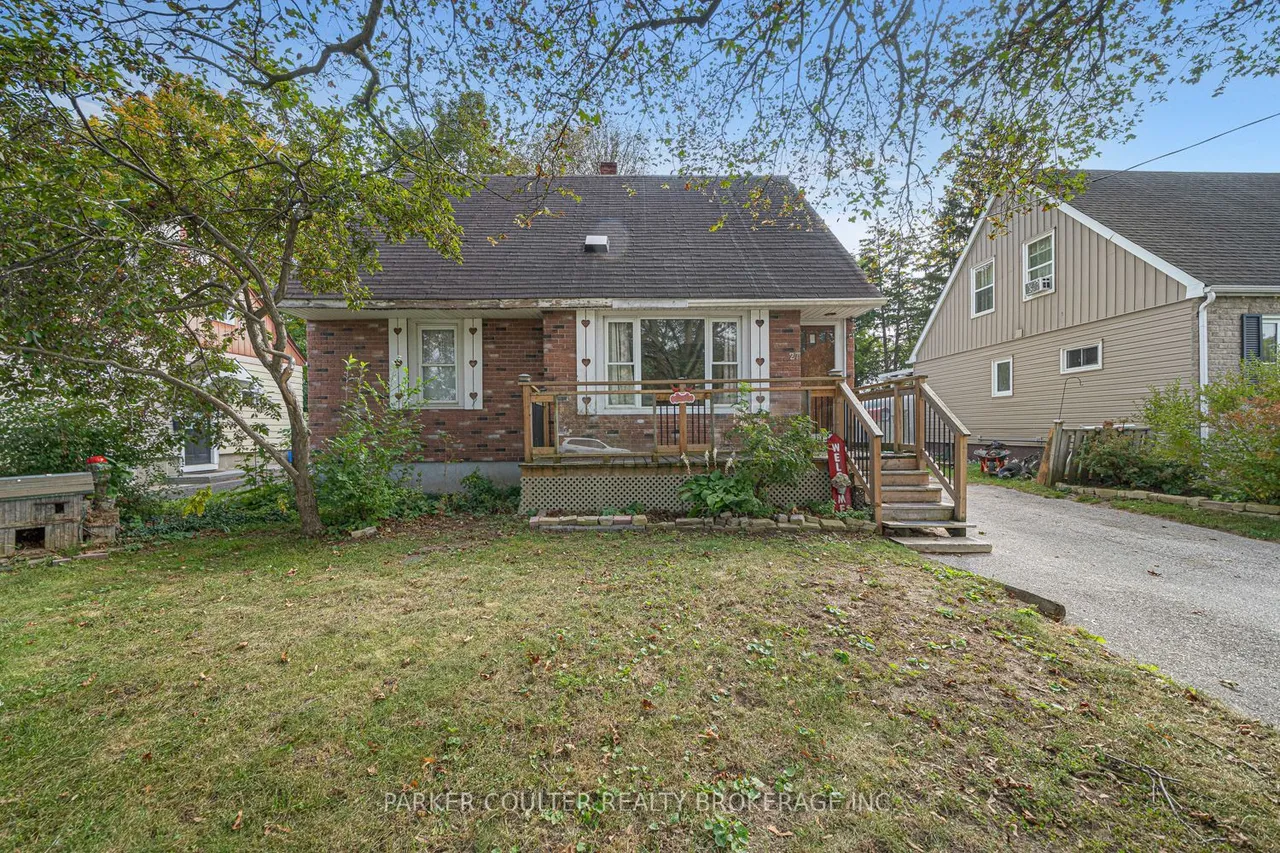 27 Campbell Avenue — photo 3