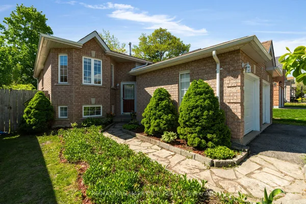 63 Masters Drive — photo 2
