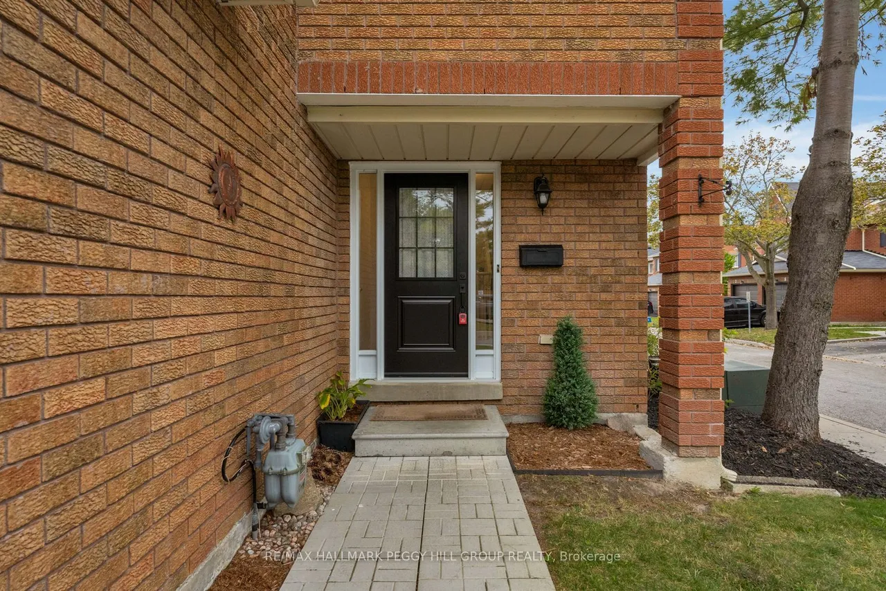 165 Kozlov Street, Unit 28 — photo 2