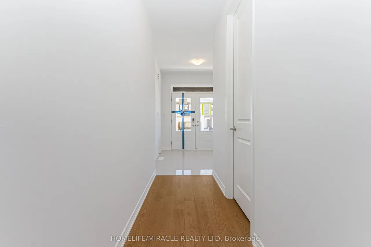 54 Gretzky Avenue — photo 3
