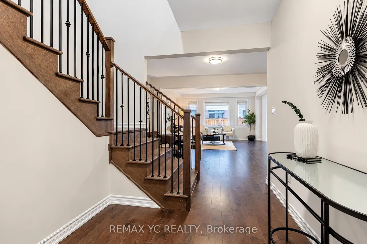 126 Durham Avenue — photo 3