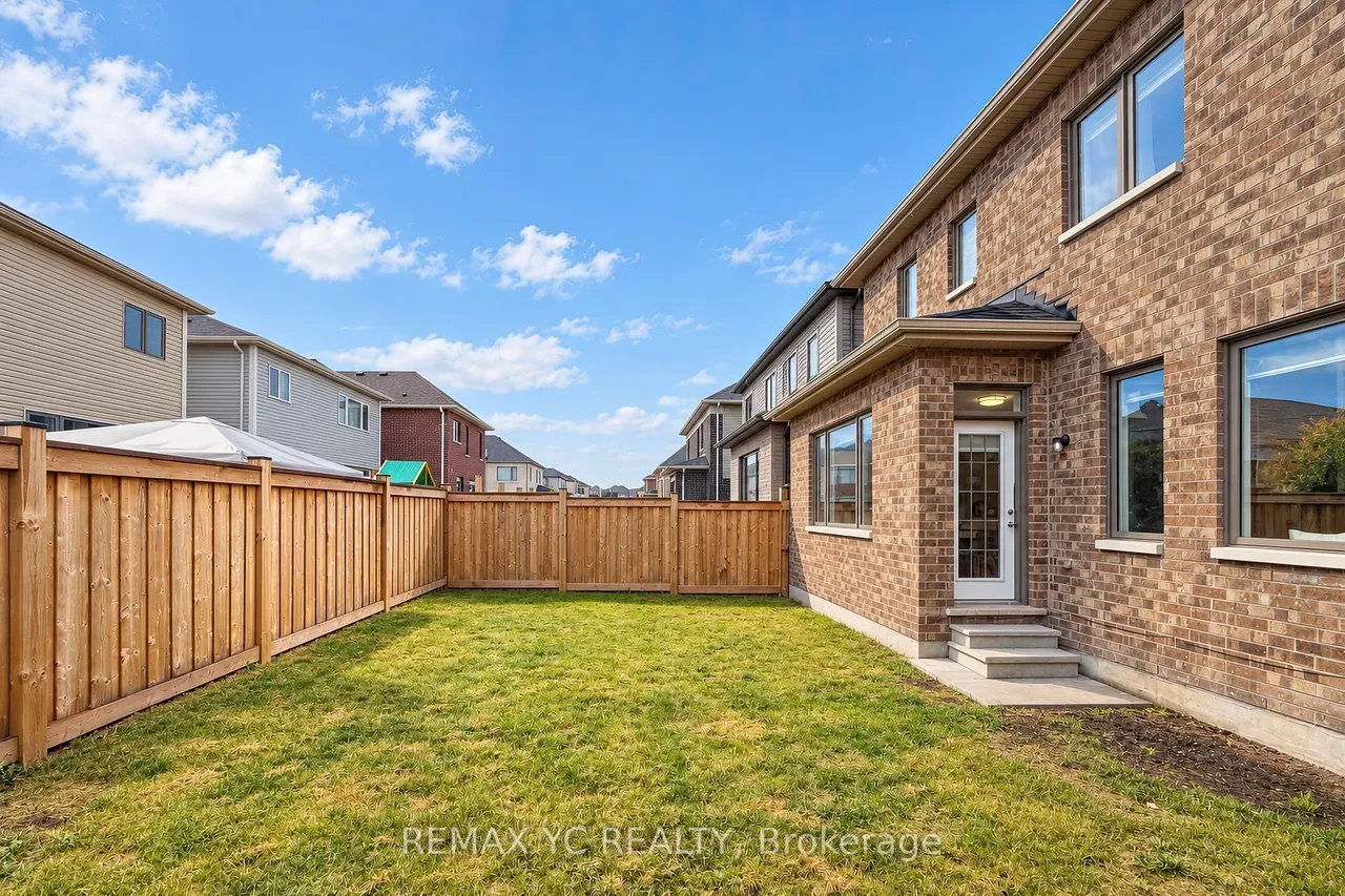 126 Durham Avenue — photo 43