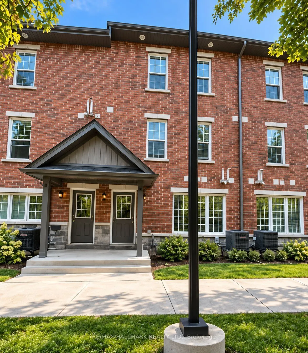 242 Penetanguishene Road, Unit 10