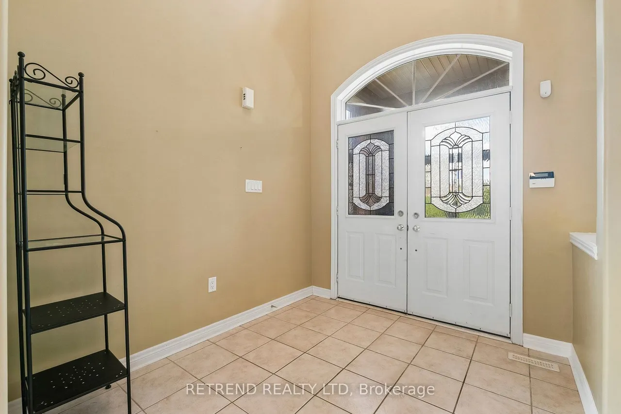 36 Sandringham Drive — photo 3