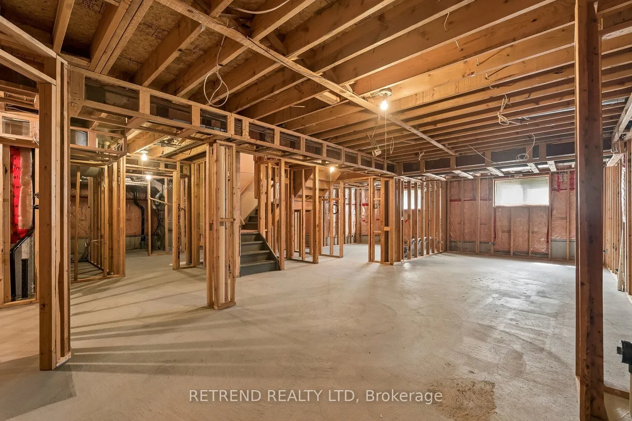 36 Sandringham Drive — photo 37