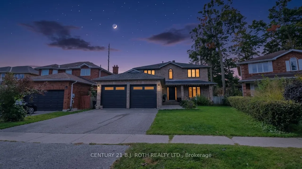 61 Barwick Drive W — photo 31