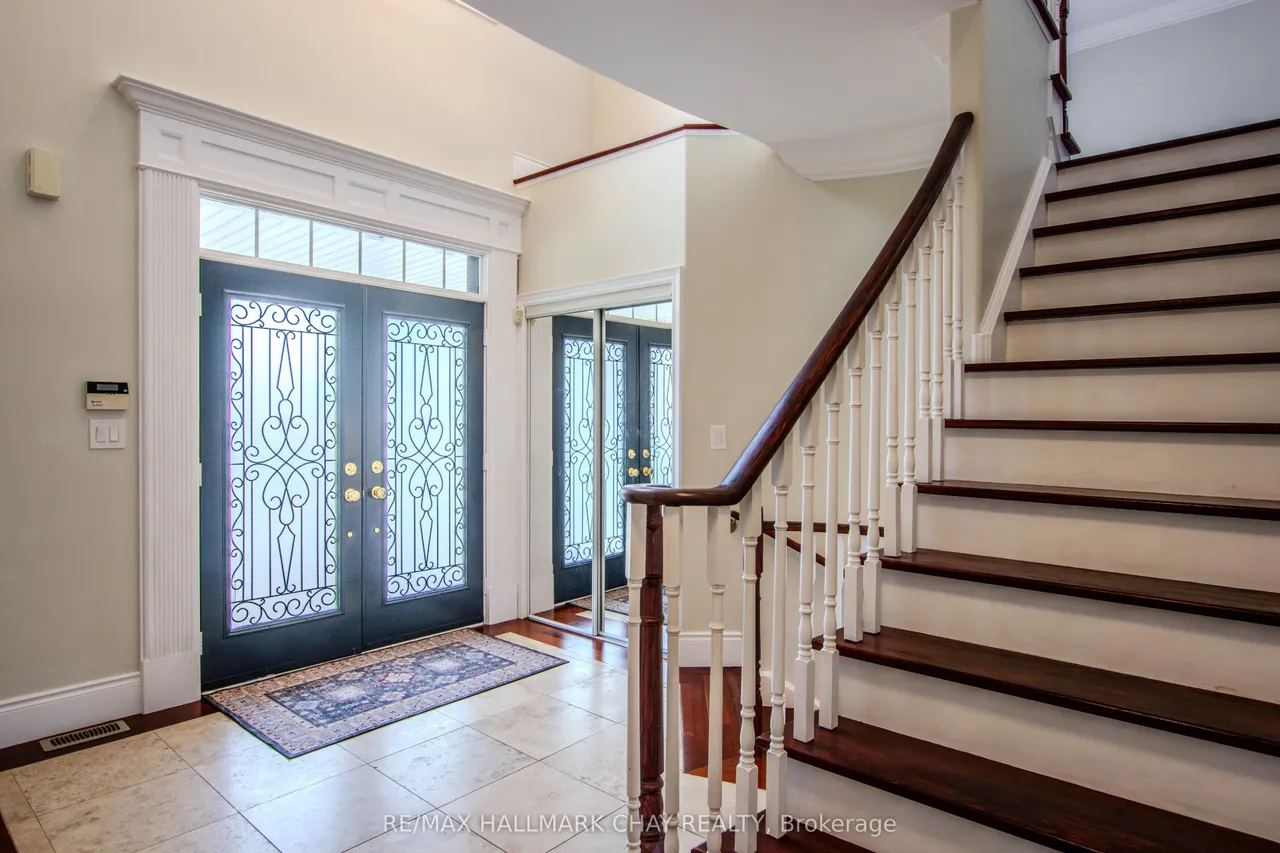 104 Succession Crescent — photo 3
