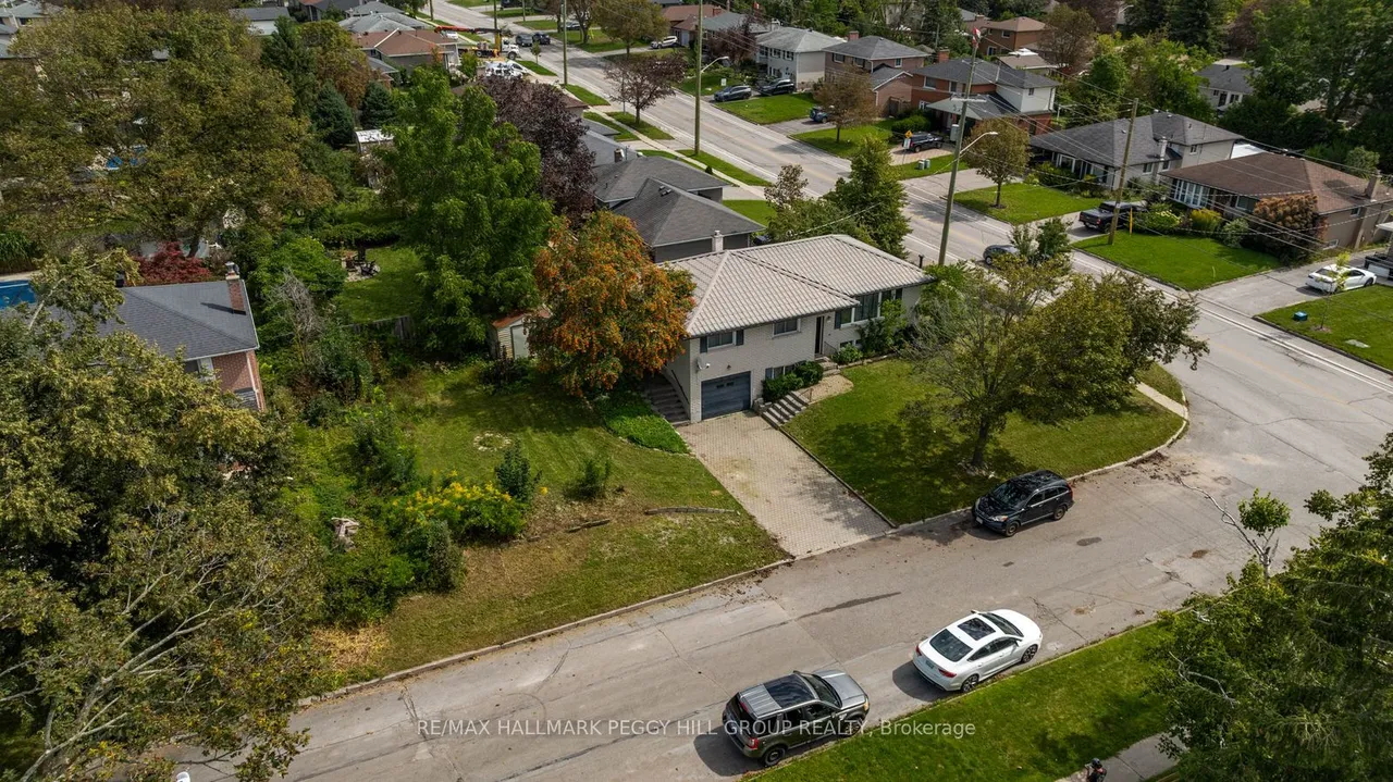 3 Blue Mound Drive — photo 2