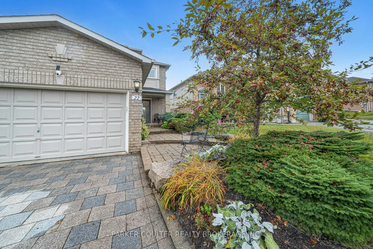 22 Athabaska Road — photo 3