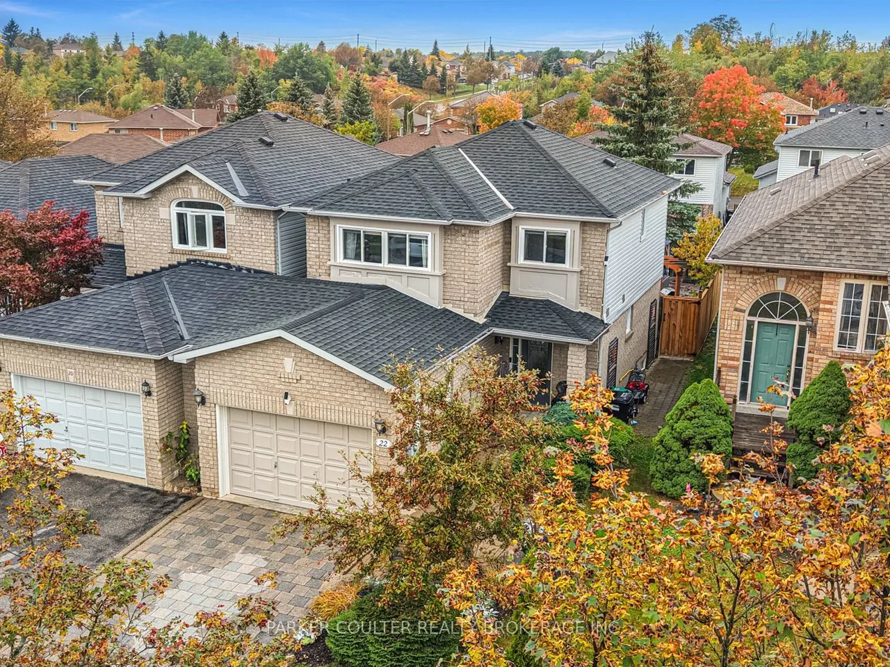 22 Athabaska Road — photo 2