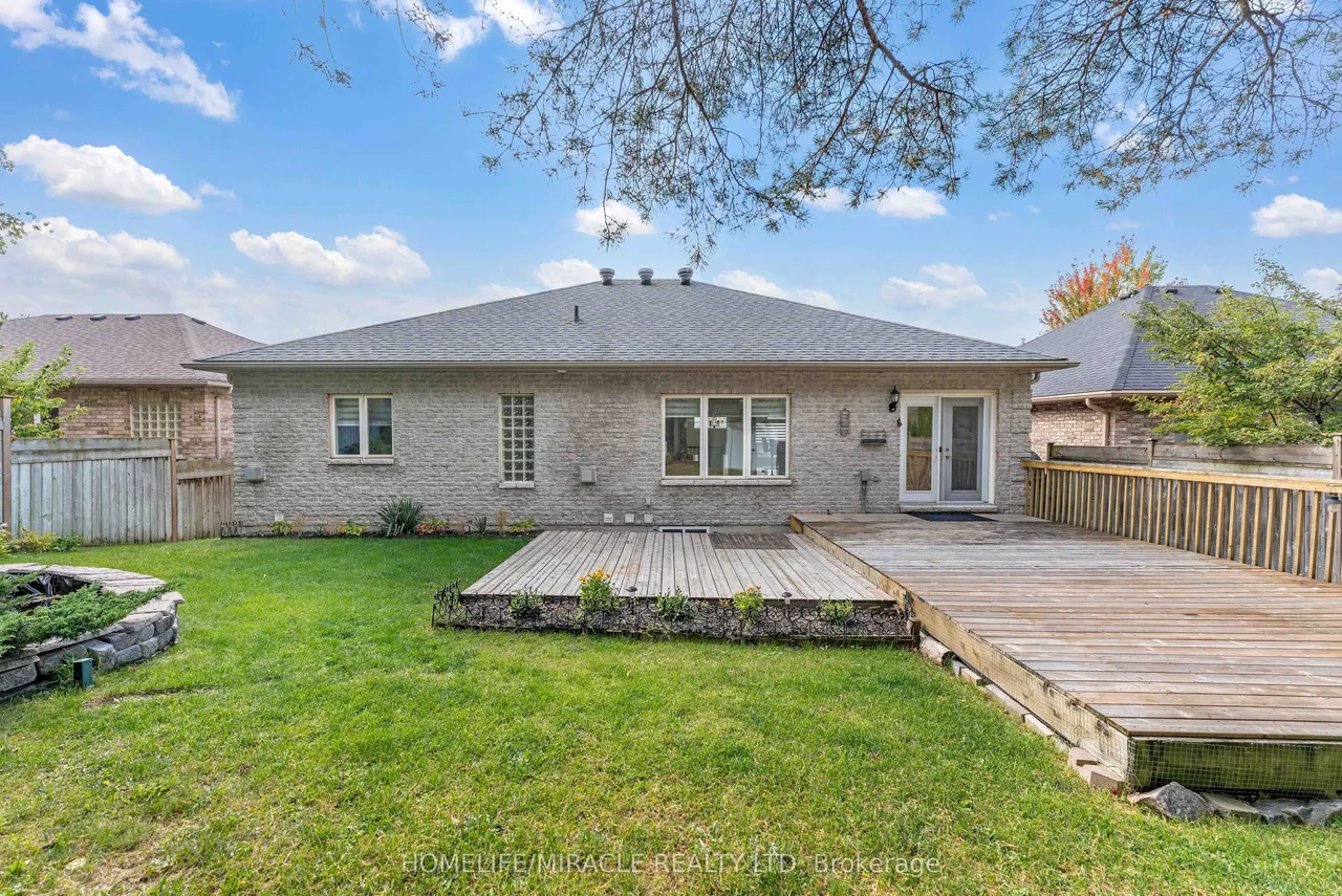 30 Dove Crescent — photo 39