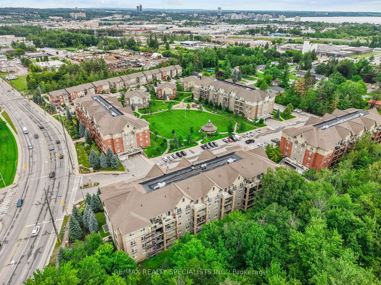 41 Ferndale Drive S, Unit 408 — photo 39