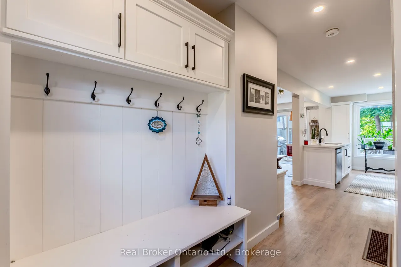 38 Christie Crescent — photo 3