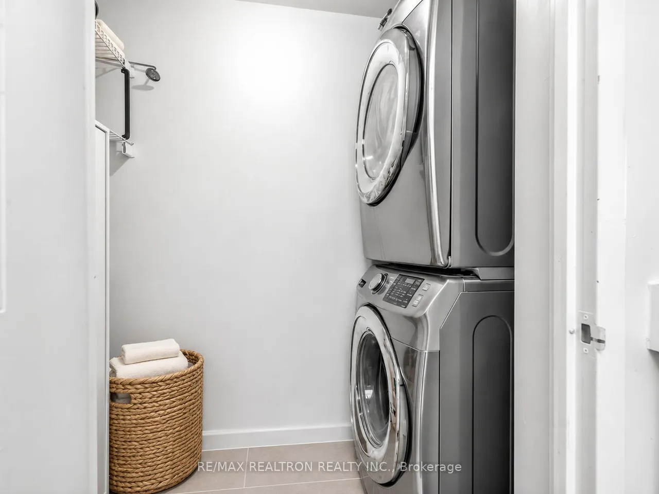 75 Ellen Street, Unit 1111 — photo 41