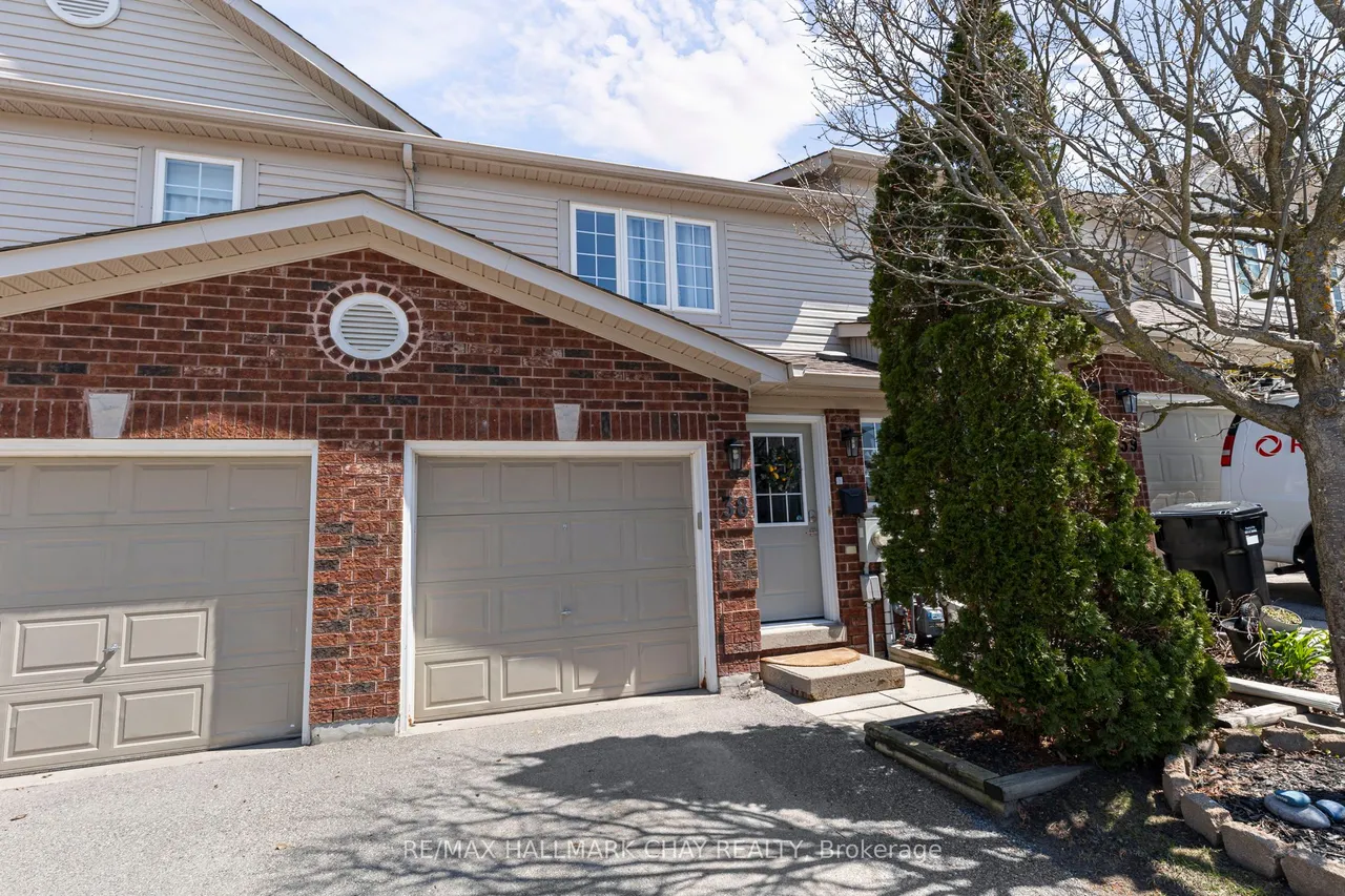 430 MAPLEVIEW Drive E, Unit 38 — photo 2