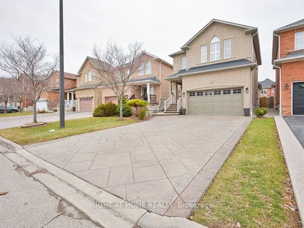 814 Brass Winds Place — photo 2