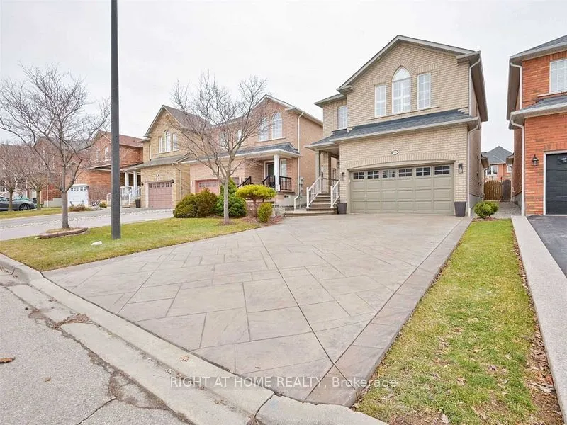 814 Brass Winds Place — photo 2