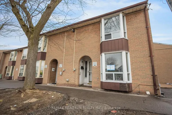 250 John Garland Boulevard, Unit 106