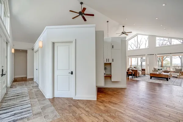720 Mountain Brow Road W — photo 2
