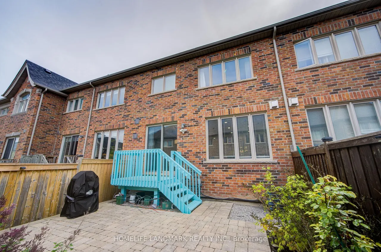 2479 Gateshead Common — photo 31