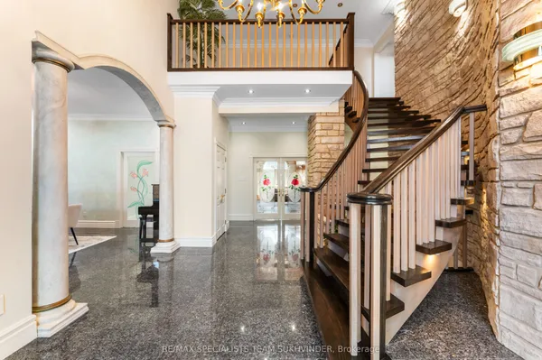 12 Edgeforest Drive — photo 2