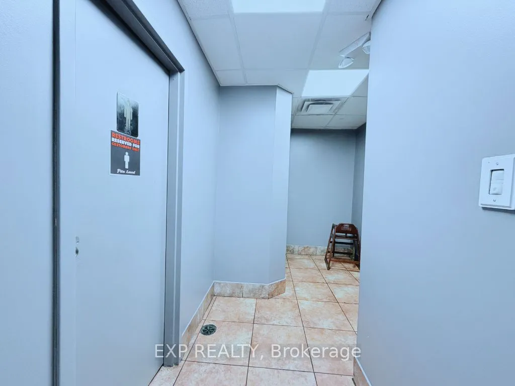 285 Rexdale Boulevard — photo 15