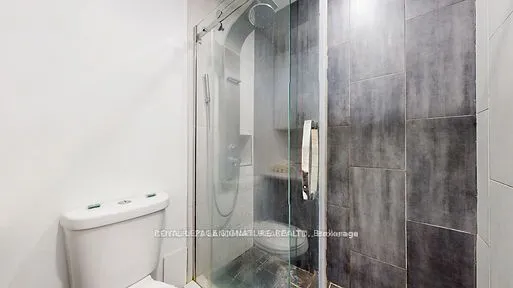 4673 Jane Street — photo 7