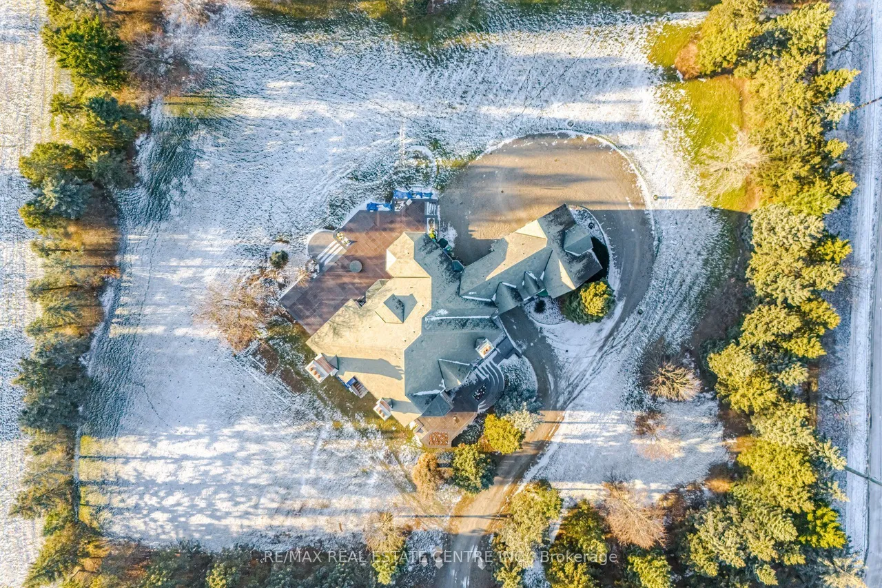 2 Edgeforest Drive — photo 3