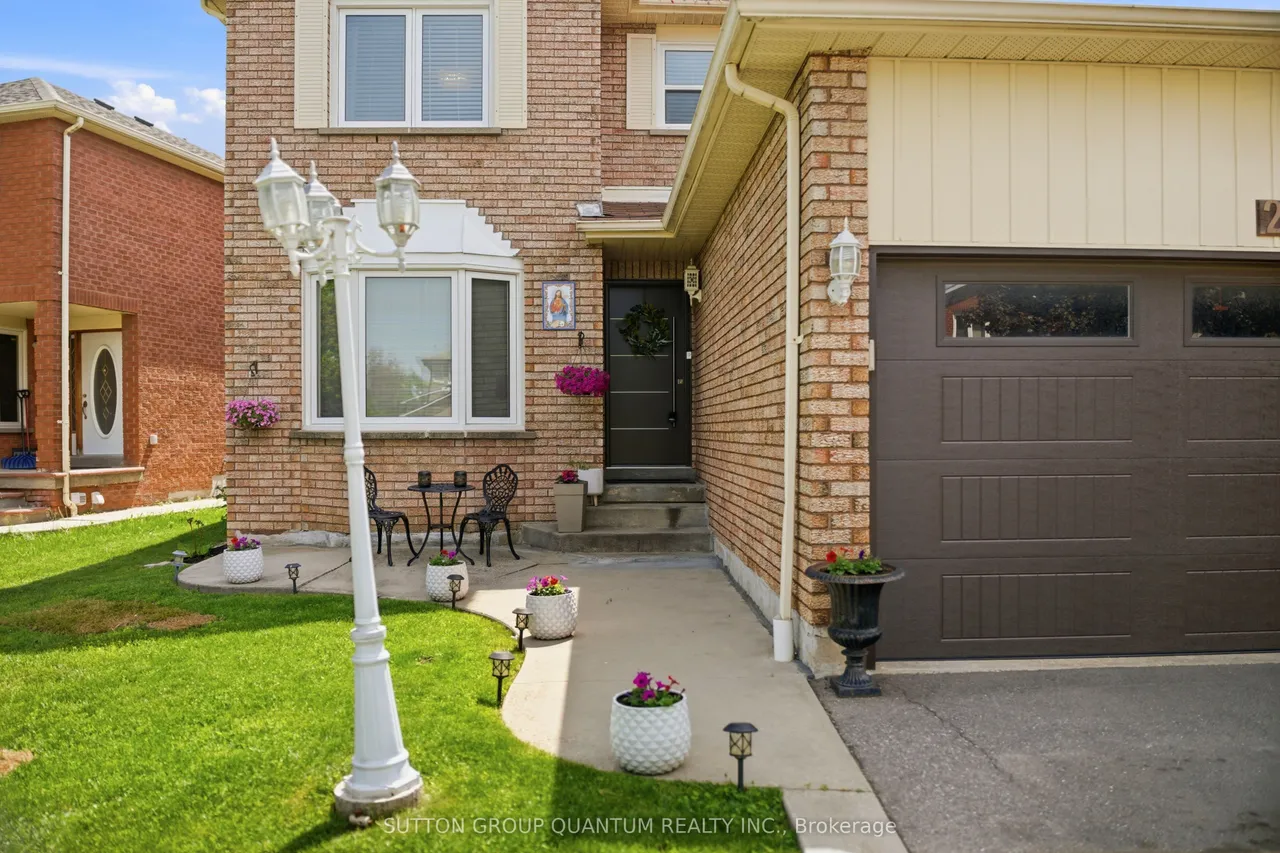 276 Lech Walesa Drive — photo 2