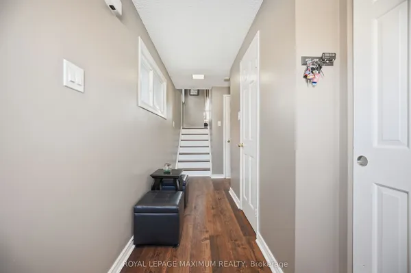 7493 Bybrook Drive — photo 2